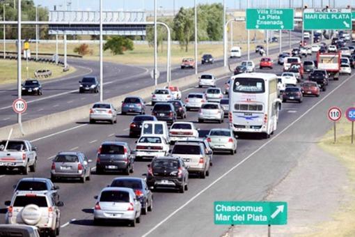 Un total de 1.460 vehículos por hora viaja hacia la Costa Atlántica