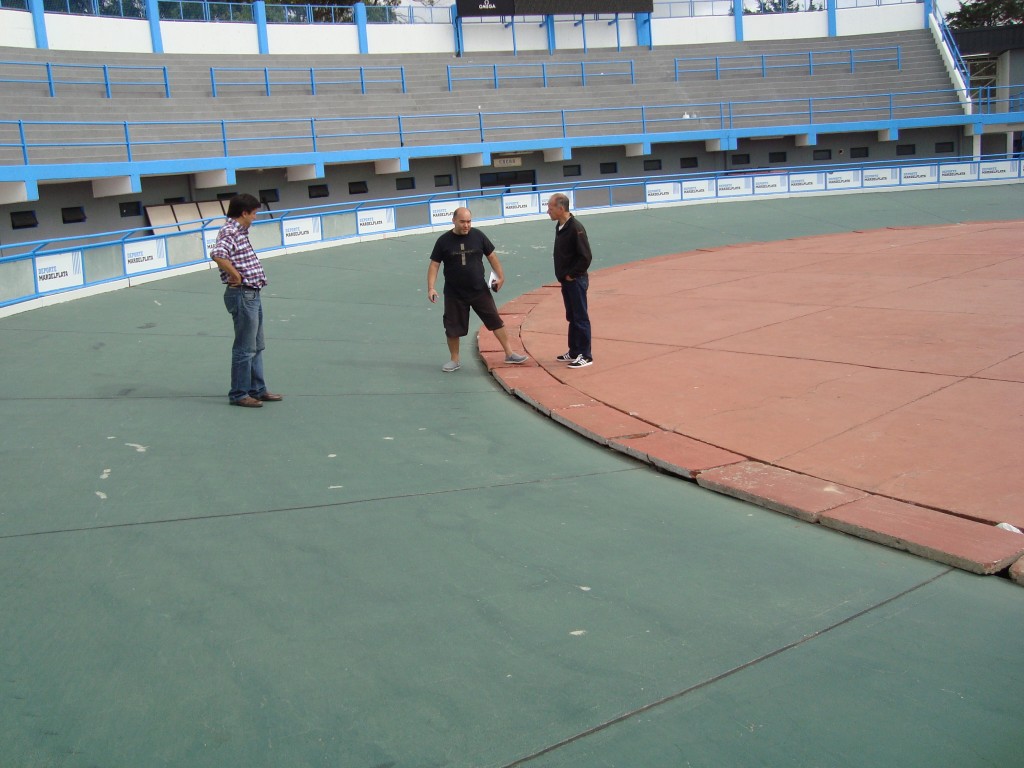 La Comisión de Deportes aprobó solicitar el arreglo de la pista del Patinódromo