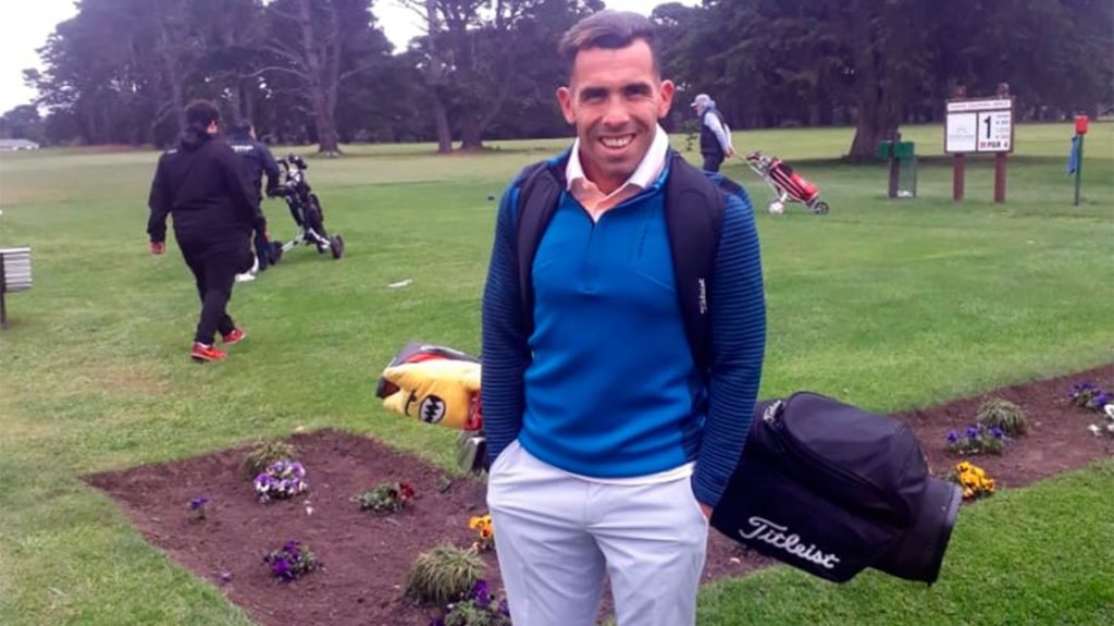 Para relajarse antes del Superclásico, Tevez viajó a Mar del Plata a jugar al golf