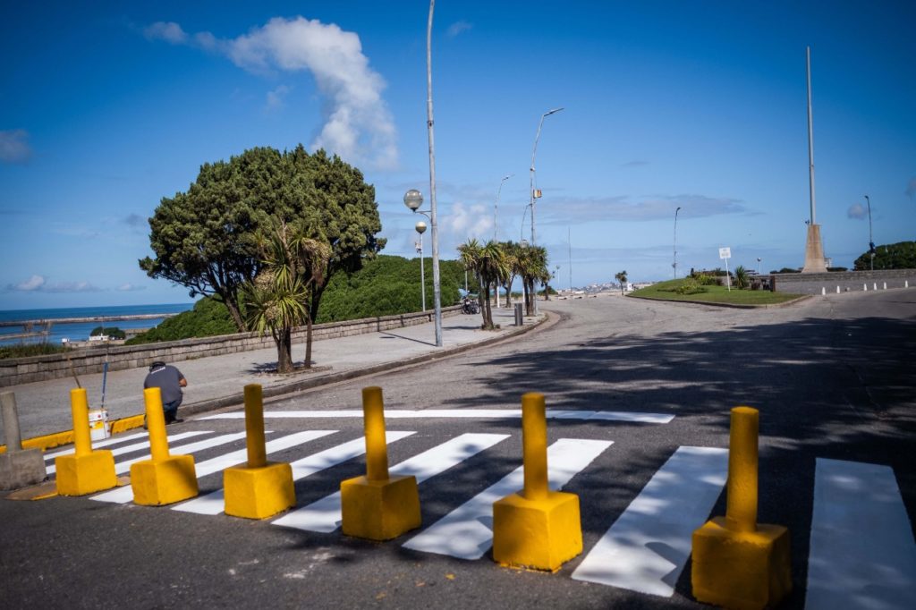 El Municipio corta el tránsito en la Rotonda del Golf para evitar picadas