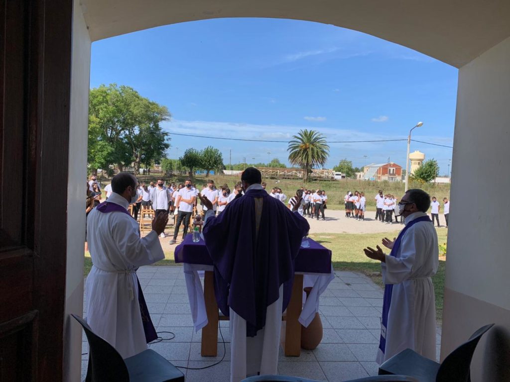 Con una Misa en Gral. Pirán, Mons. Mestre dio inicio al año lectivo en las escuelas católicas