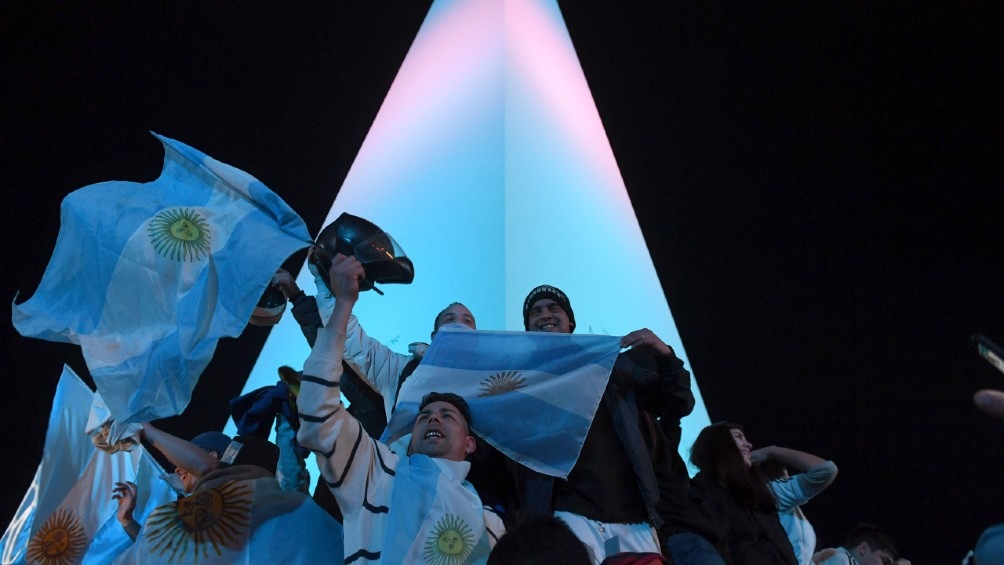 Gollan sobre los festejos en el Obelisco: "No son las imágenes que nos gustan desde el punto de vista sanitario"