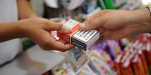 Aplican nuevos límites para las etiquetas de cigarrillos para desincentivar el consumo