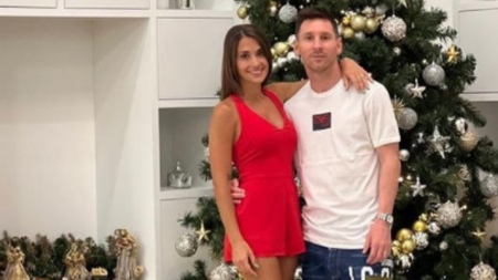 A Messi le dio negativo el PCR y partió a París junto a su familia en un vuelo privado