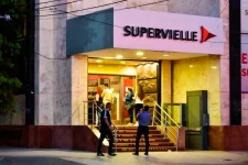 Denuncian otra estafa en el Banco Supervielle: le sustrajeron 1.600 dólares de su cuenta