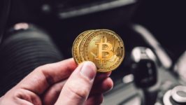 Crisis de las criptomonedas: el bitcoin rompe otro piso