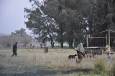 Olavarría: Toma, desalojo y olla popular frente al Municipio