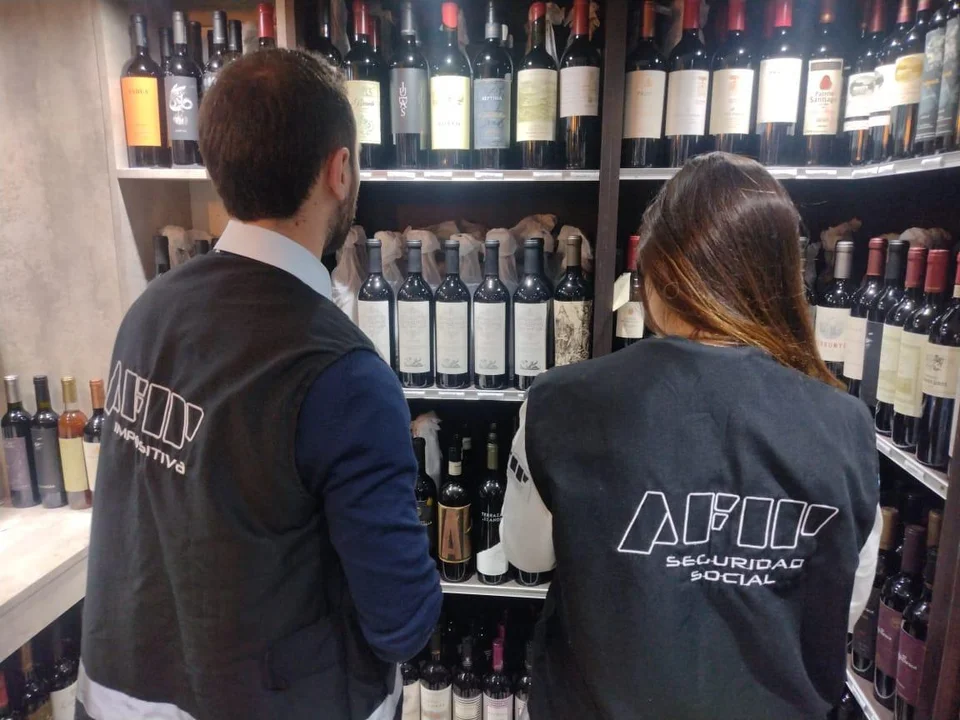 La AFIP desarticuló maniobras de fraude en vinos de alta gama