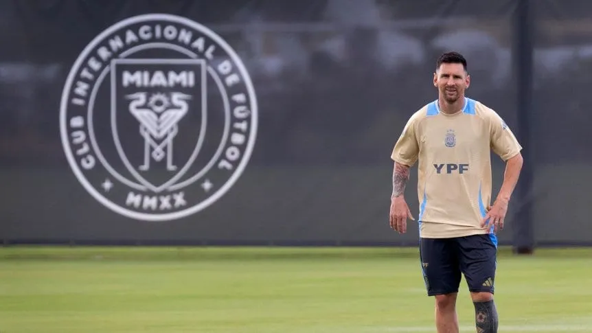 Lionel Messi, suplente en la Selección Argentina contra Ecuador