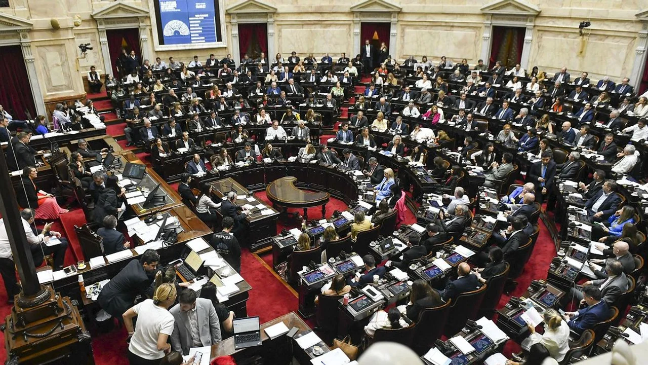 Diputados: el oficialismo y dialoguistas buscan emitir dictamen sobre los proyectos de "democratización sindical"