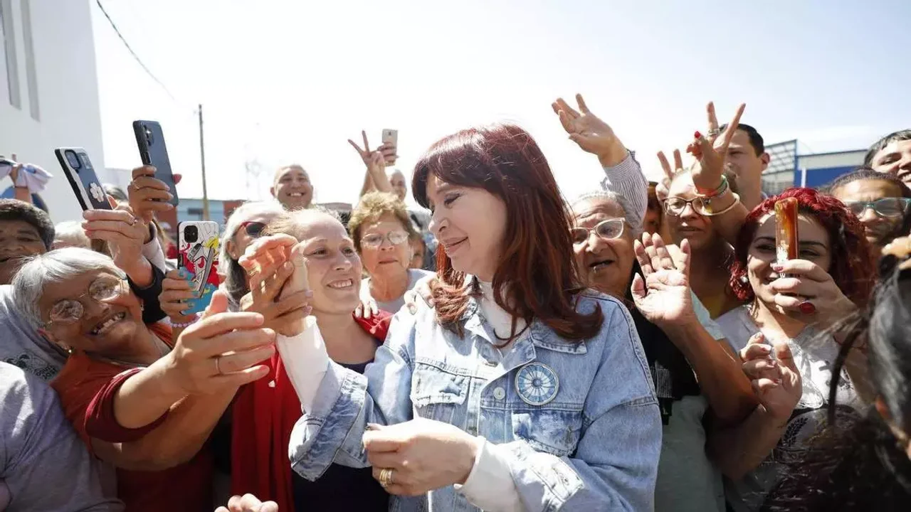 Cristina Kirchner empezó la campaña para el PJ y habló de un "programa de gobierno"