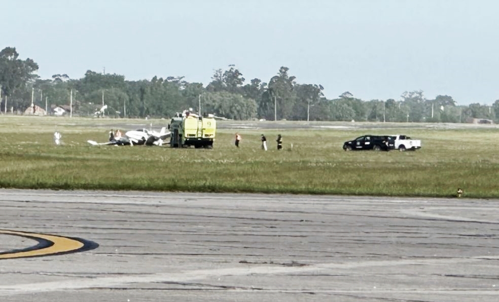 Mar del Plata: cerraron el aeropuerto luego de que una avioneta sufriera un aterrizaje forzoso