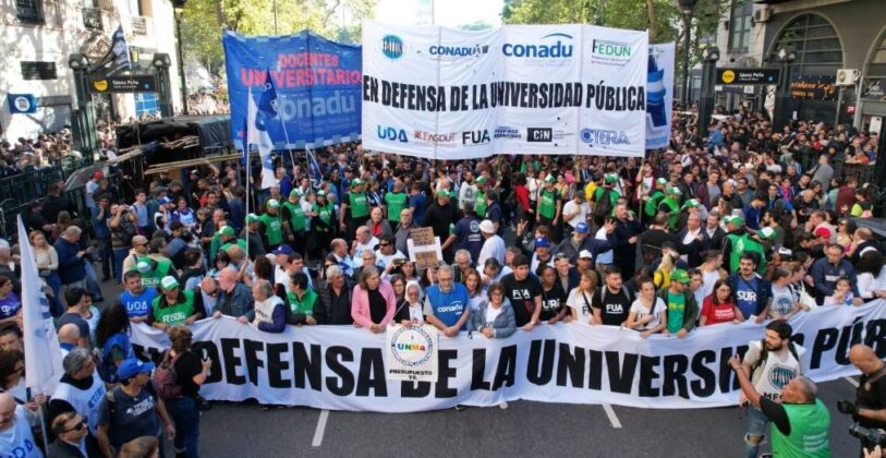 Marchas, asambleas, paros y clases públicas: las universidades profundizan el plan de lucha