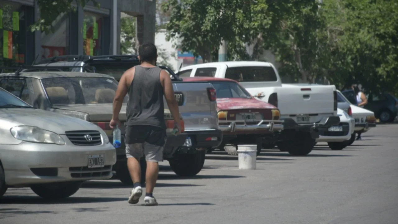 "Trapitos" en Mar del Plata todo por hacer en temporada alta: En Rosario ordenaron la actividad