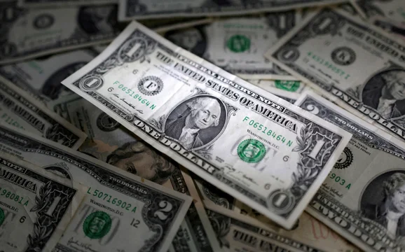 Otra baja del dólar blue: la brecha rompió el 10% y alcanzó un mínimo en la era Milei