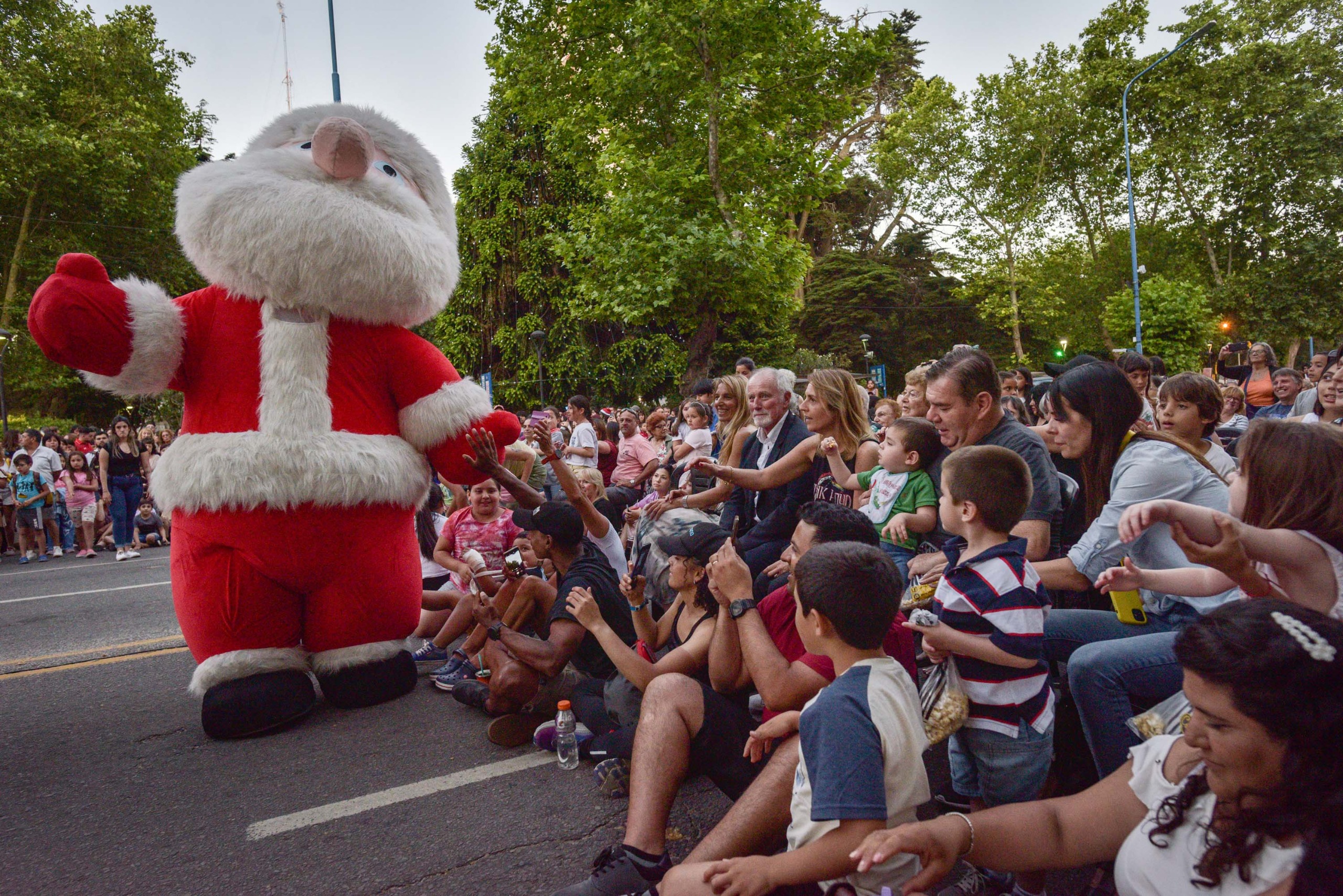 Encendido del Árbol Navideño con música, Papá Noel y actividades para toda la familia