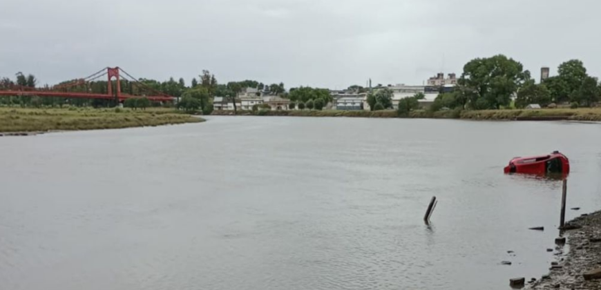 Investigan por femicidio a la pareja de la joven que murió tras caer al Río Quequén